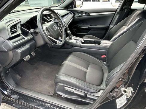 Used 2019 Honda Civic Sport image 11