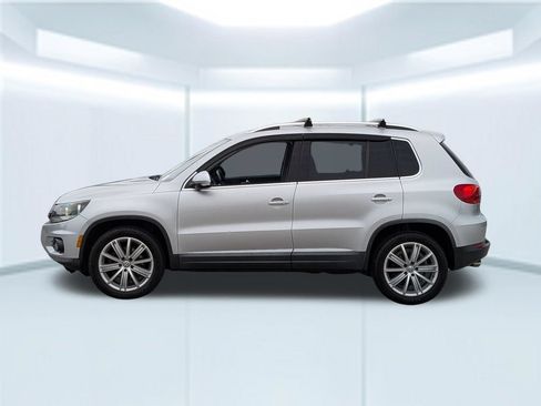 Used 2015 Volkswagen Tiguan SEL FWD image 2