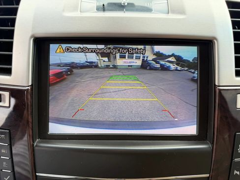 Used 2013 Cadillac Escalade Luxury AWD/4WD image 53