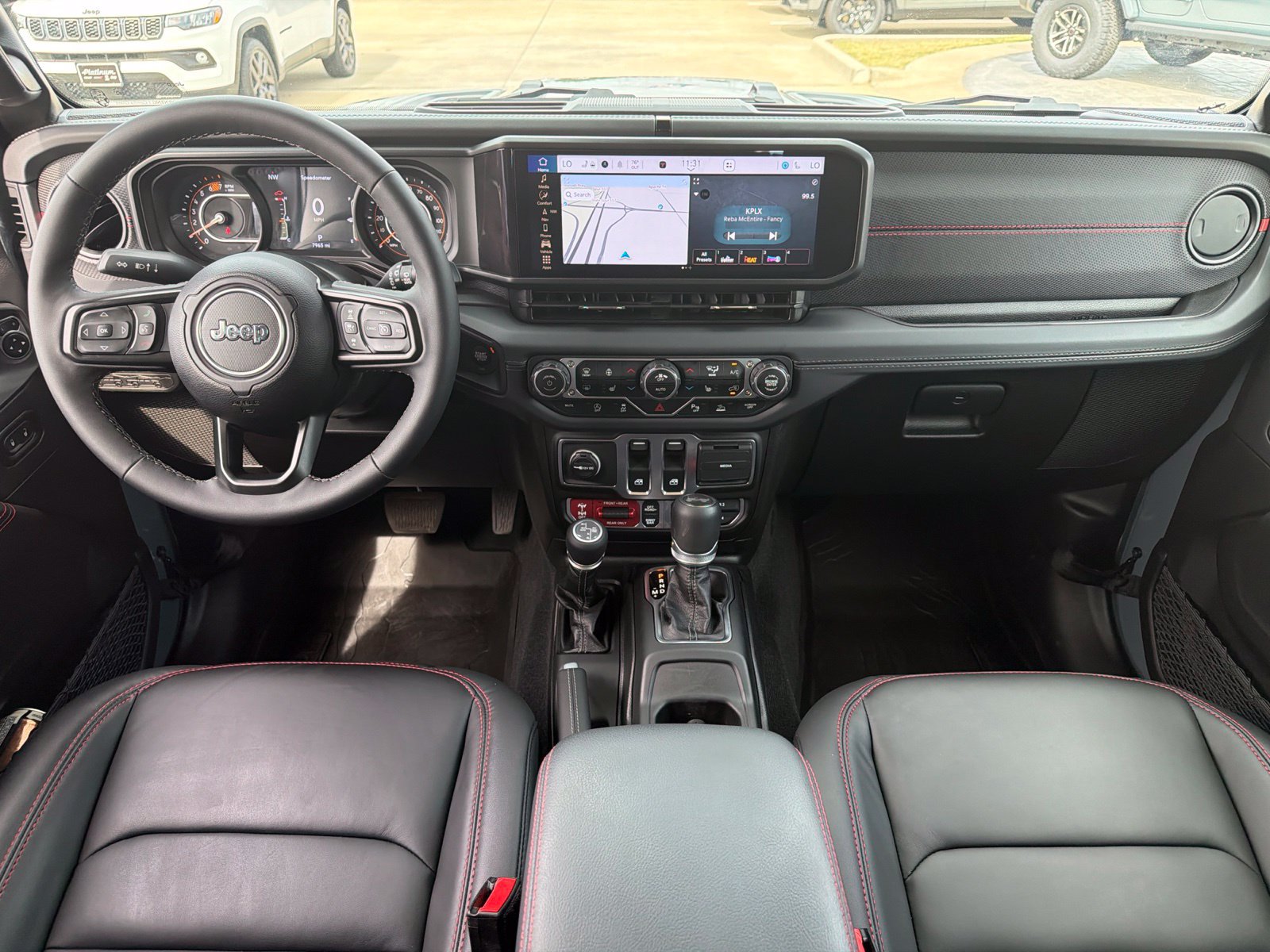 Used 2025 Jeep Wrangler Rubicon AWD/4WD image 18