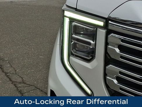 Used 2023 GMC Sierra 1500 Denali w/ Technology Package image 13