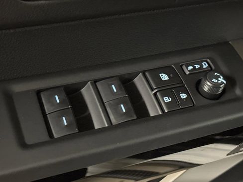 New 2026 Toyota Tundra Limited AWD/4WD image 4