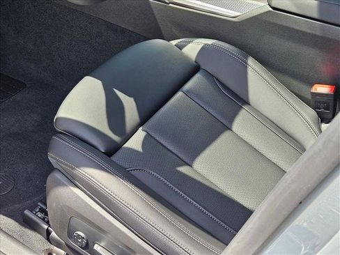 Used 2026 BMW 330i Sedan w/ M Sport Package RWD image 4