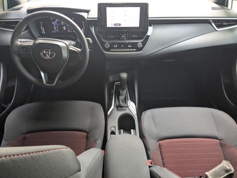 Used 2026 Toyota Corolla SE FWD image 12