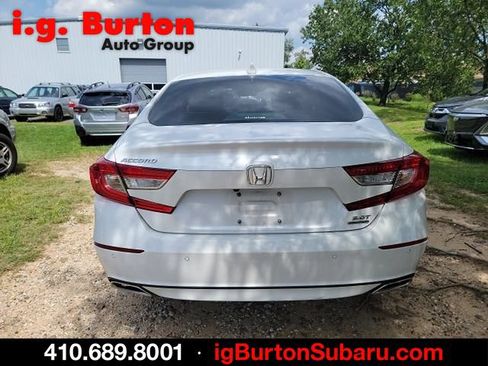 Used 2018 Honda Accord Touring image 5