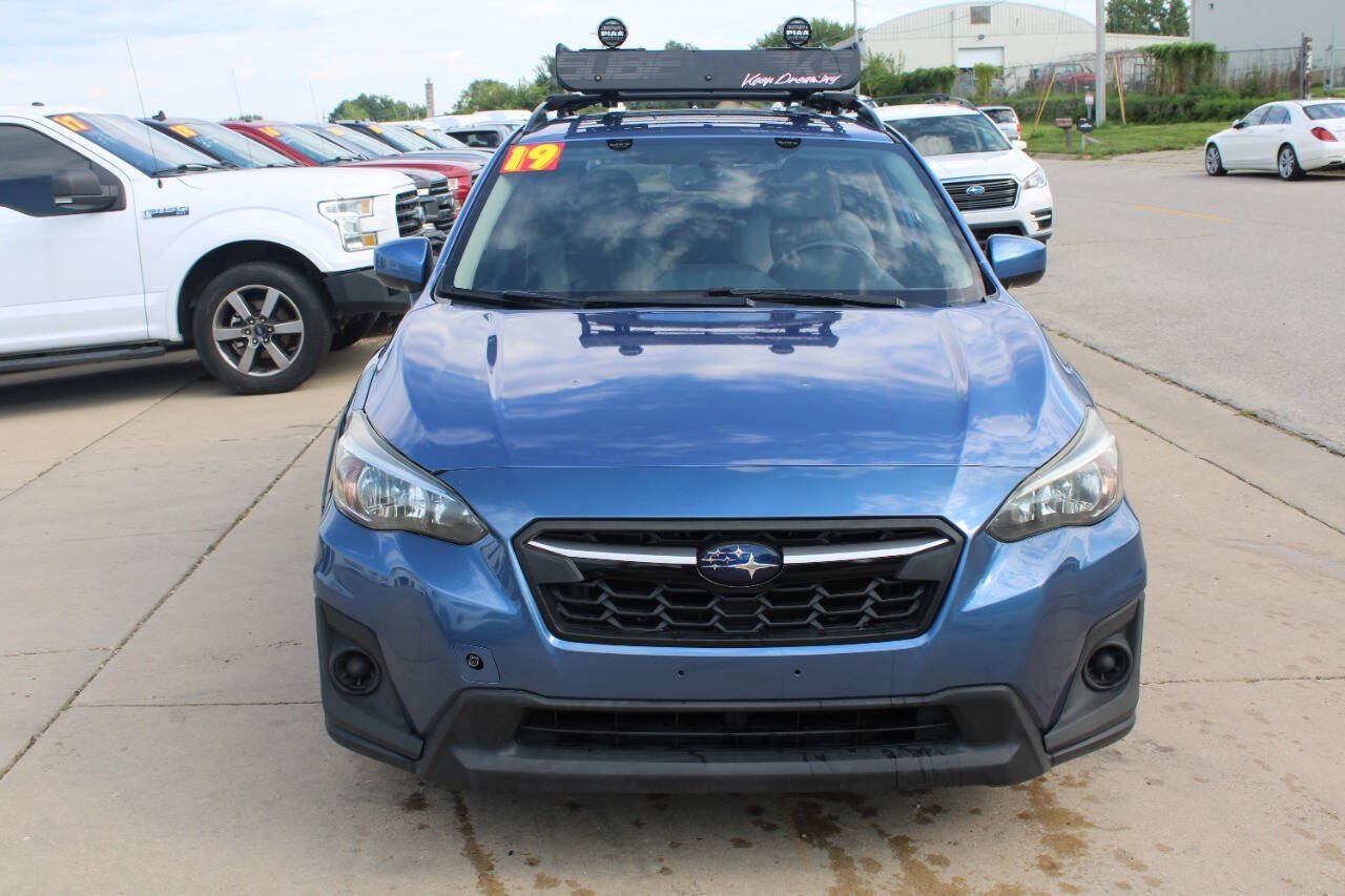Used 2019 Subaru Crosstrek 2.0i Premium AWD/4WD image 3