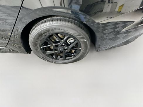 Used 2025 Kia K5 LXS image 11