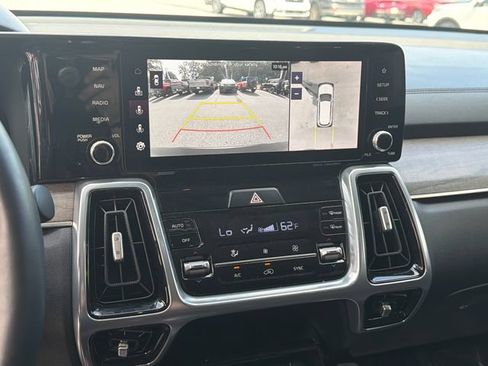 Used 2023 Kia Sorento SX Prestige AWD/4WD image 32