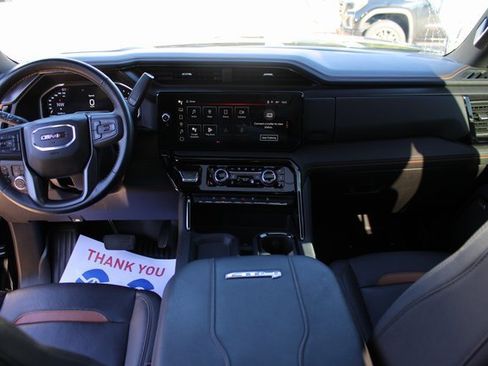 Used 2024 GMC Sierra 2500 AT4 w/ AT4 Premium Plus Package image 37