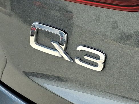 Used 2018 Audi Q3 2.0T Premium w/ Convenience Package image 37