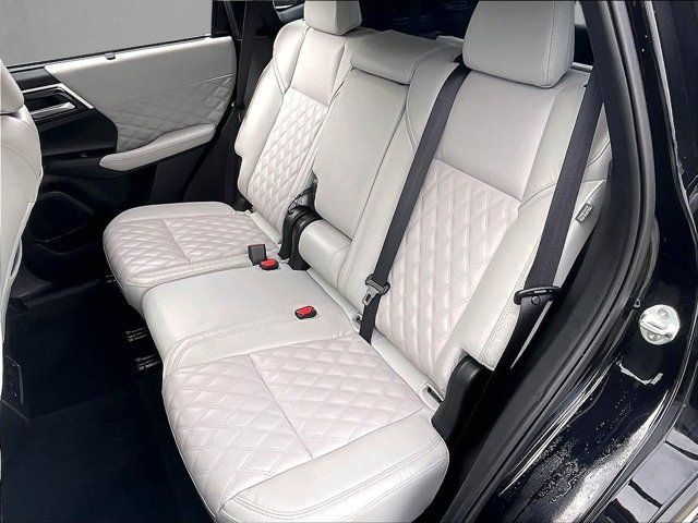 Used 2024 Mitsubishi Outlander SEL FWD image 28