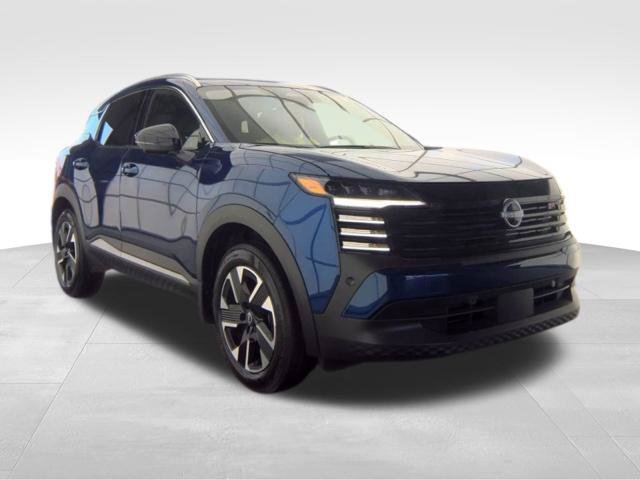 Used 2026 Nissan Kicks SR AWD/4WD image 4