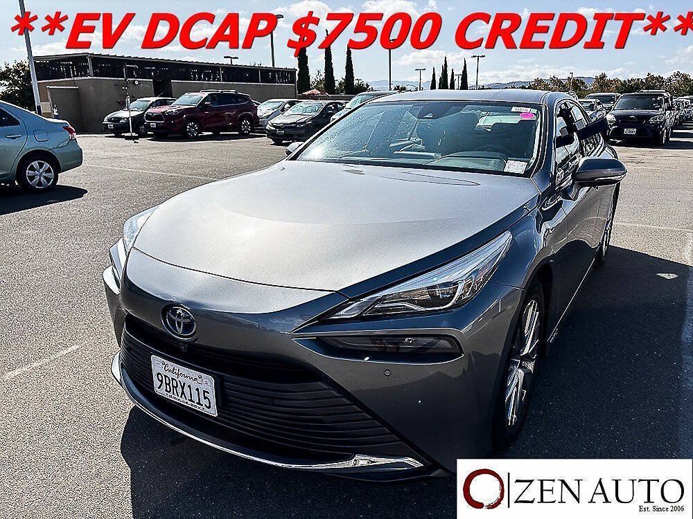 Used 2022 Toyota Mirai w/ Advanced Technology Package RWD image 3