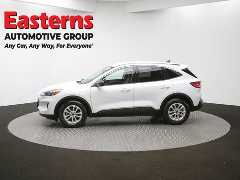 Used 2022 Ford Escape SE image 58