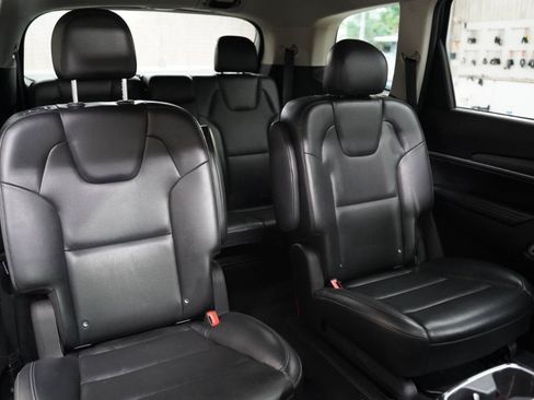 Used 2020 Kia Telluride S AWD/4WD image 34