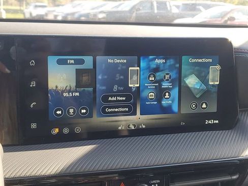 New 2026 Nissan Kicks SR w/ Cold Weather Package image 18