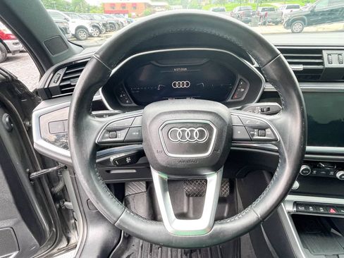 Used 2020 Audi Q3 2.0T Premium Plus w/ Premium Plus Package AWD/4WD image 11