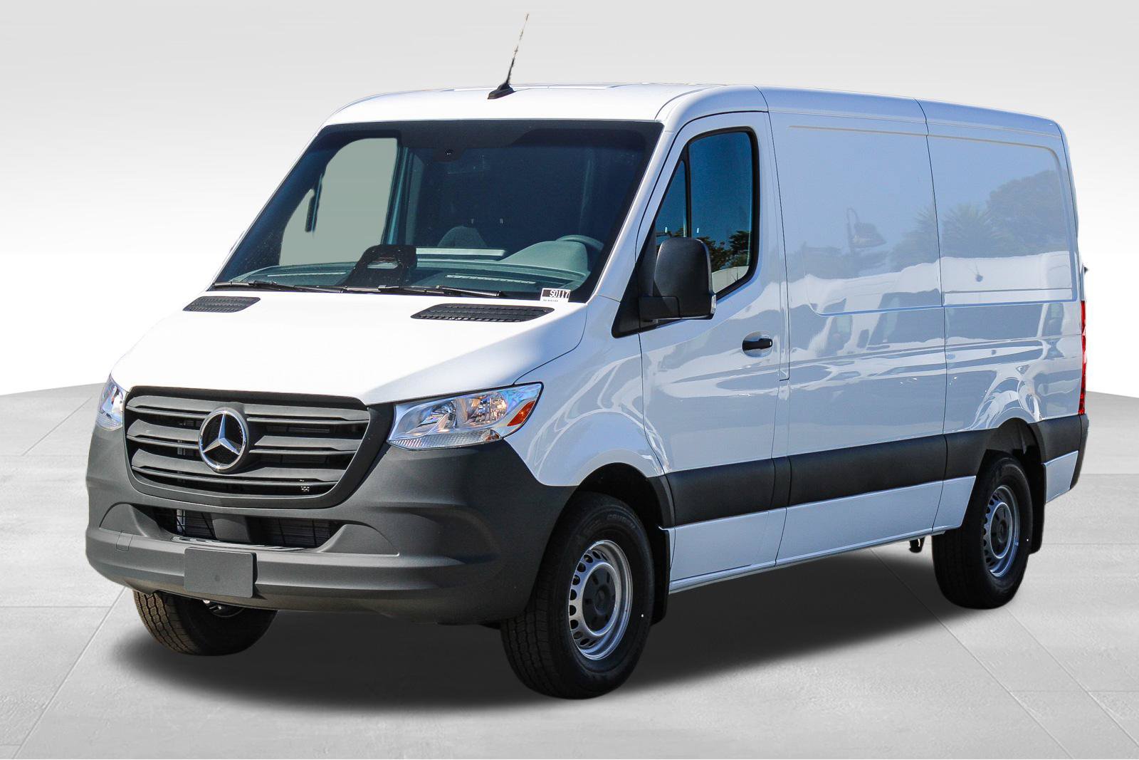 New 2026 Mercedes-Benz Sprinter 2500 image 3