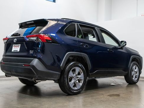 Certified 2025 Toyota RAV4 XLE AWD/4WD image 9