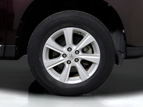 Used 2013 Toyota Highlander FWD image 9