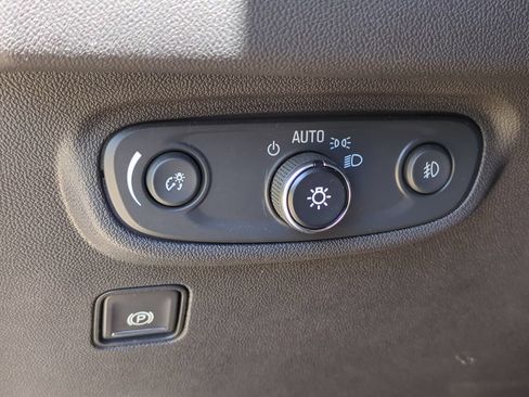 Used 2022 GMC Terrain AT4 AWD/4WD image 10