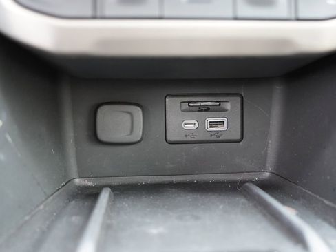 Certified 2023 GMC Acadia Denali w/ Denali Ultimate Package image 32