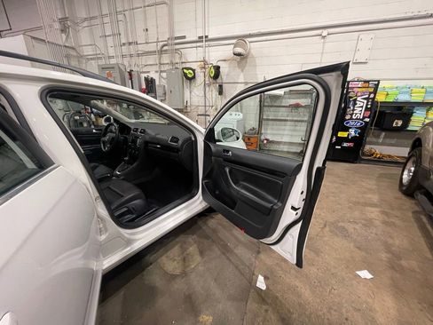 Used 2012 Volkswagen Jetta SE image 28