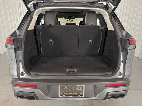 Certified 2024 INFINITI QX60 Pure image 8