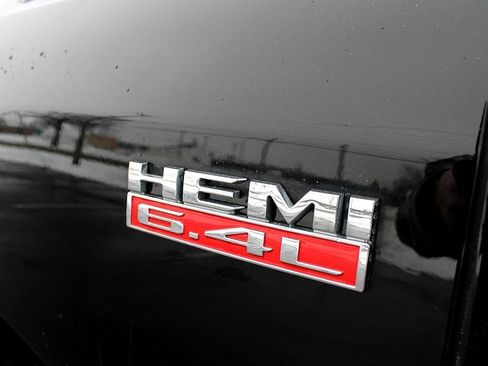 Used 2019 RAM 2500 Tradesman image 10