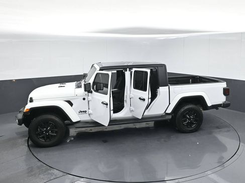 Used 2021 Jeep Gladiator Sport AWD/4WD image 52