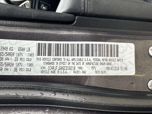 Used 2016 Jeep Grand Cherokee Summit w/ Platinum Series Group image 27