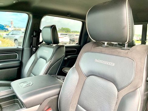 Used 2023 RAM 1500 Laramie AWD/4WD image 13