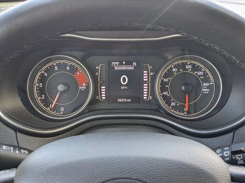 Used 2019 Jeep Cherokee Latitude Plus w/ Comfort/Convenience Group image 11