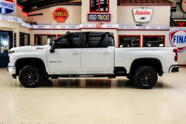 Used 2025 Chevrolet Silverado 2500 LT AWD/4WD image 12