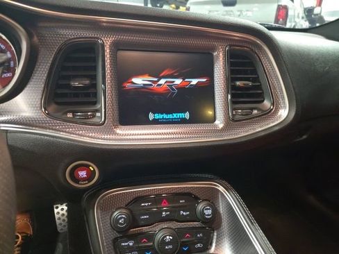 Used 2015 Dodge Challenger SRT Hellcat image 14