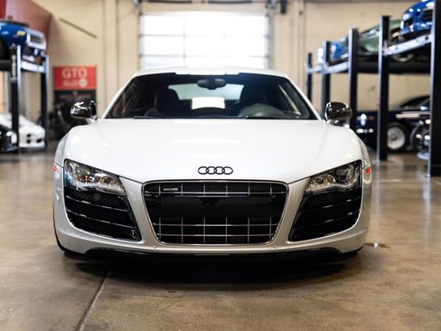 Used 2011 Audi R8 V10 image 4