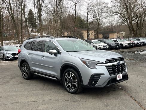 Certified 2023 Subaru Ascent Limited w/ Technology Package image 6