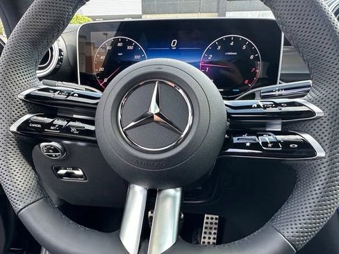 New 2026 Mercedes-Benz GLC 300 4MATIC image 19