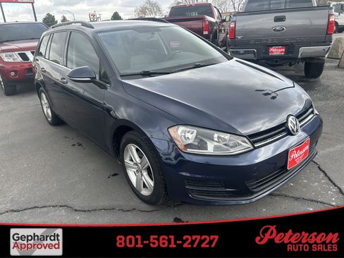 Used 2015 Volkswagen Golf TDI S image 1