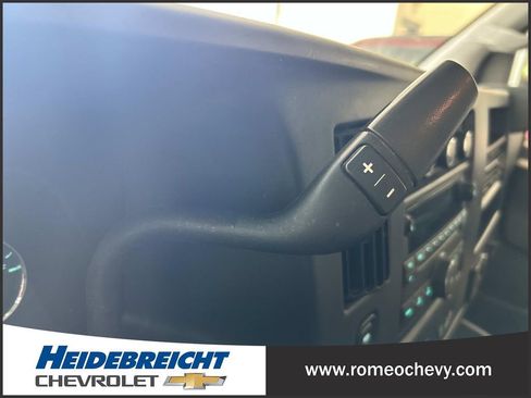 Used 2017 Chevrolet Express 2500 LT w/ LT Preferred Equipment Group RWD image 25