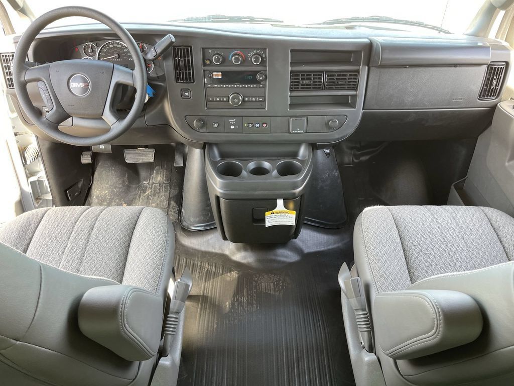 New 2025 GMC Savana 2500 Extended w/ Driver Convenience Package RWD image 20
