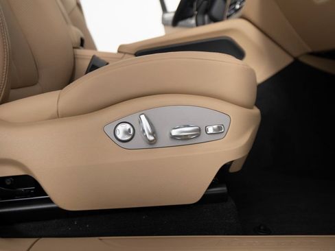 New 2026 Porsche Macan image 34