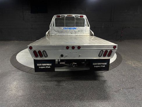 Used 2009 Ford F350 XL image 4