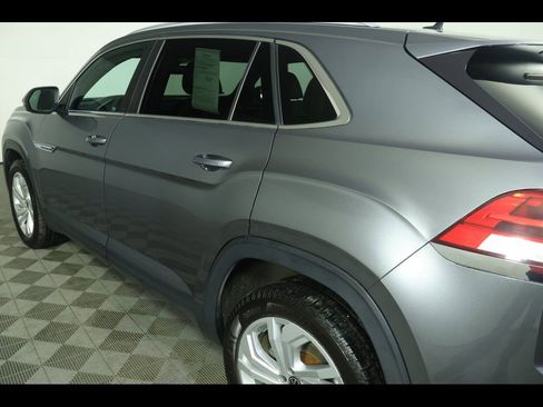 Used 2021 Volkswagen Atlas Cross Sport SEL image 17
