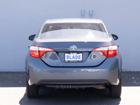 Used 2015 Toyota Corolla L FWD image 16