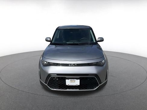Used 2025 Kia Soul LX w/ LX Technology Package FWD image 4
