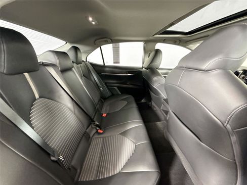 Certified 2022 Toyota Camry SE image 42