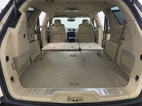 Used 2009 Buick Enclave CXL w/ Entertainment Package #2 image 14