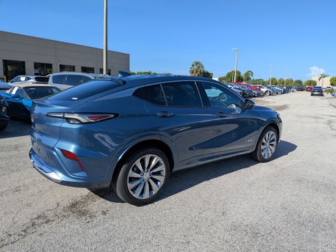 Used 2025 Buick Envista Avenir FWD image 4