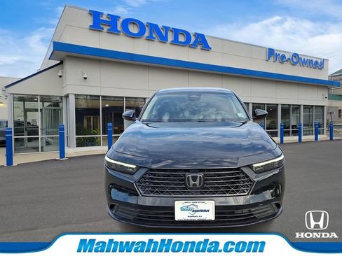 Used 2023 Honda Accord LX image 2